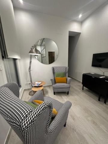 Casa De Huespedes Almirante Madrid Apartment Bagian luar foto