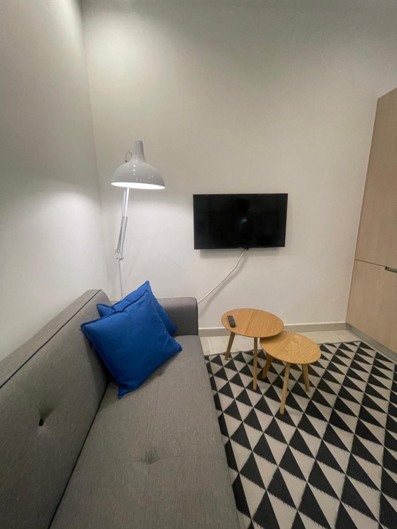 Casa De Huespedes Almirante Madrid Apartment Bagian luar foto